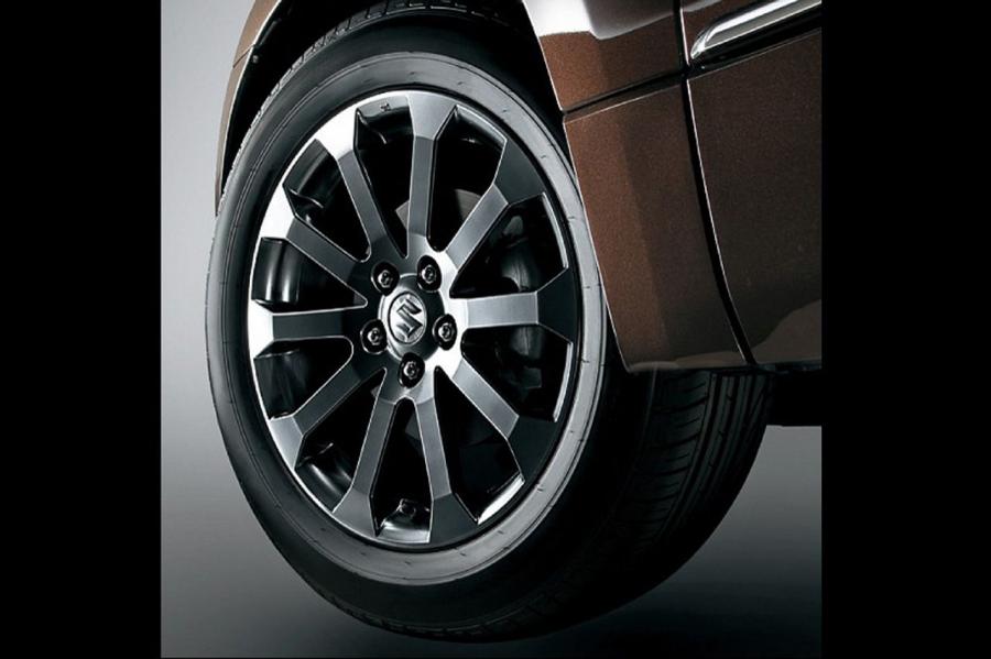  Suzuki Escudo Salomon X-Adventure 2012 года  (фото 10 из 16)